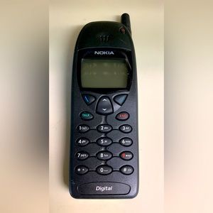 VINTAGE NOKIA DIGITAL CELL PHONE MODEL 6102i Parts Only